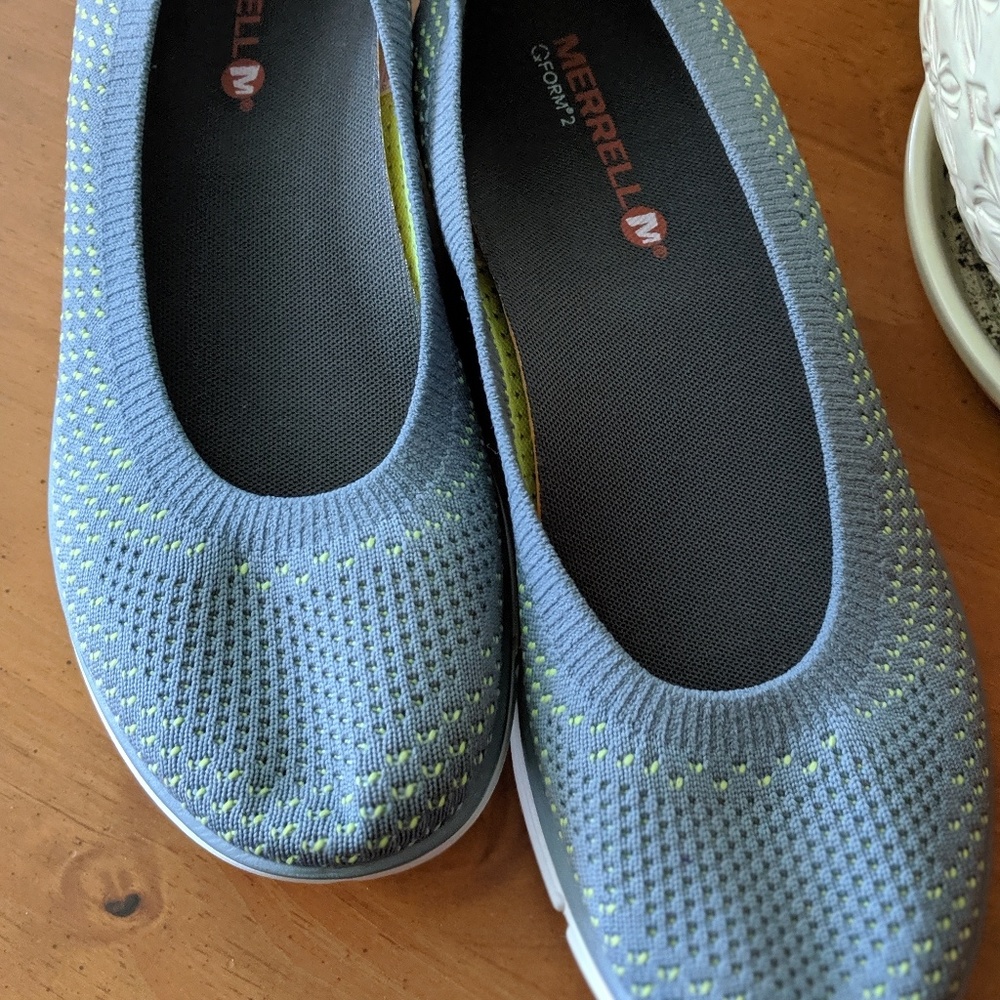 Merrell shoes, size 7 (fits like 7.5)